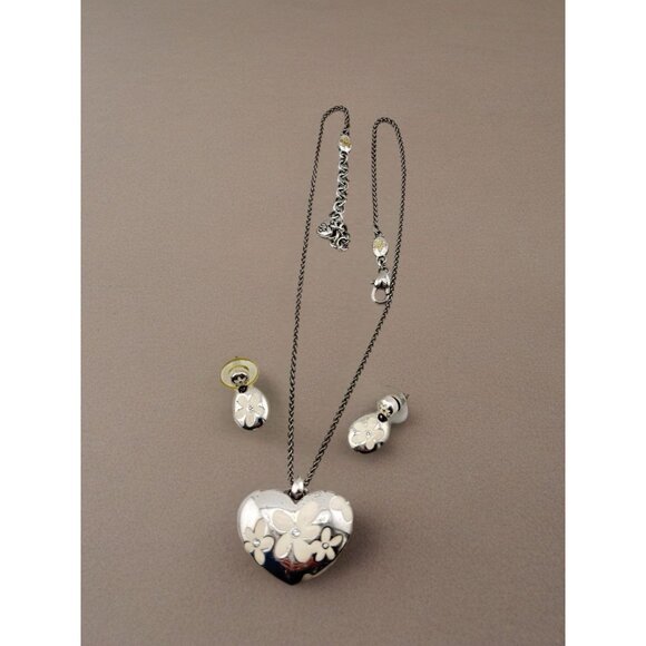 Brighton Hinged Silver Bangle Braclet with Necklace & Earrings White Flowers - Picture 3 of 11